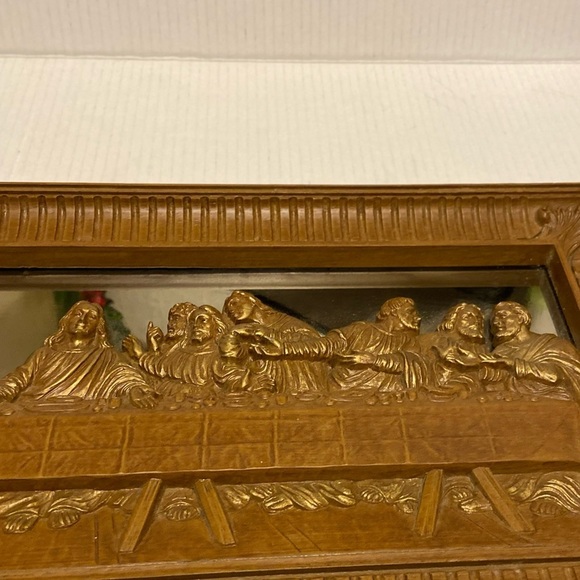 Vintage The Last Supper 3D Raised Effect Etched Sculpted Art Mirror in Brown - Picture 3 of 5